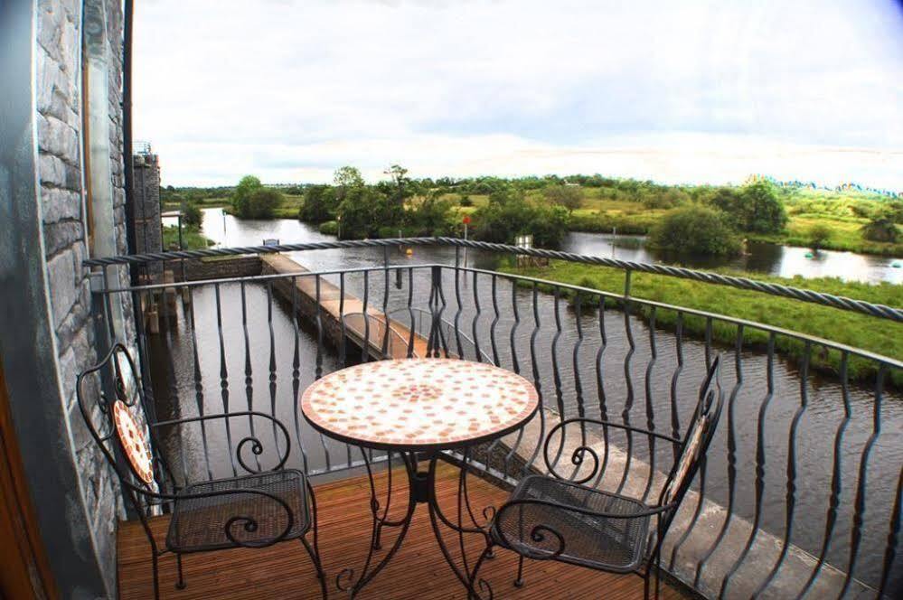Leitrim Marina Hotel Carrick on Shannon Esterno foto